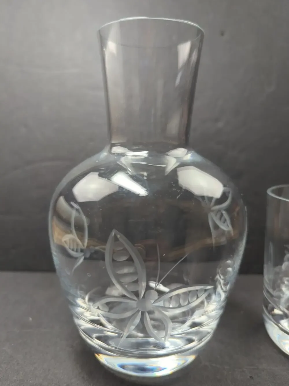VTG‎ Glass Tumble Up Etched ButterfliesPitcher &Glass Bedside Water Carafe 7 IN